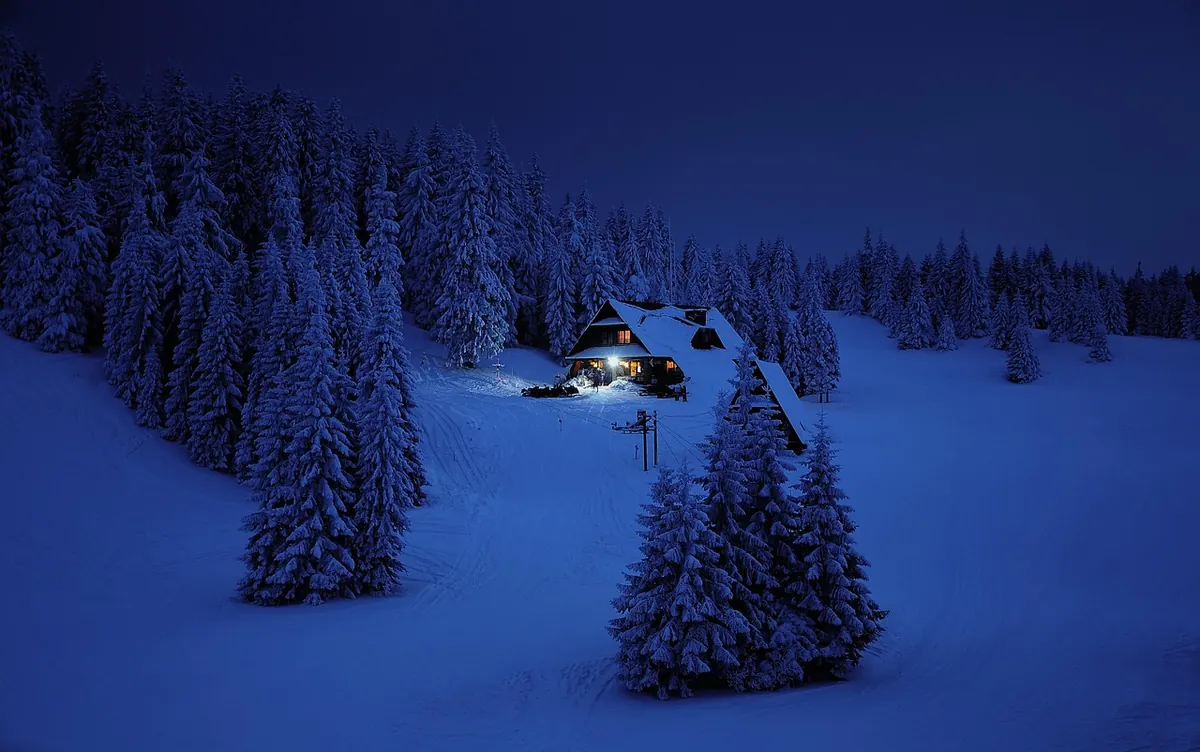 Seasonal Loft Conversion Guide: Best Time of Year to Build and Why